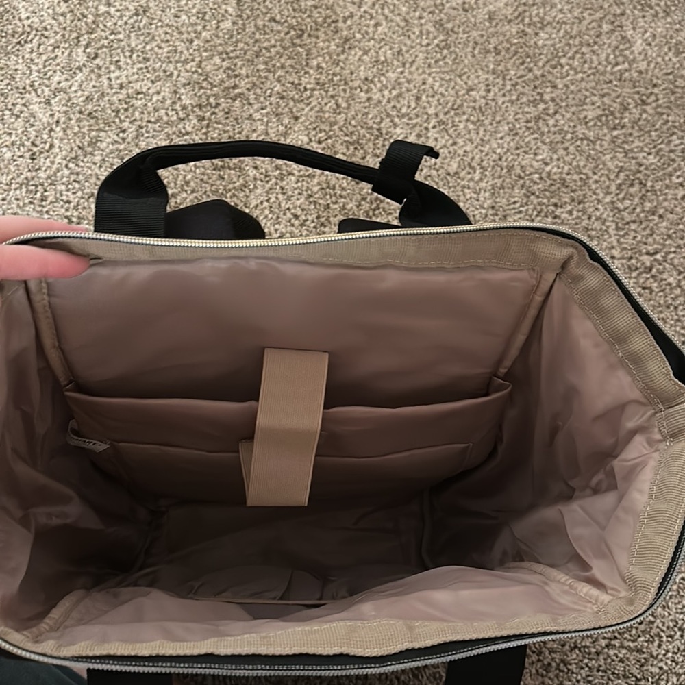 Bonchemin 15.6 Inch Stylish Backpack - Picture 3 of 4